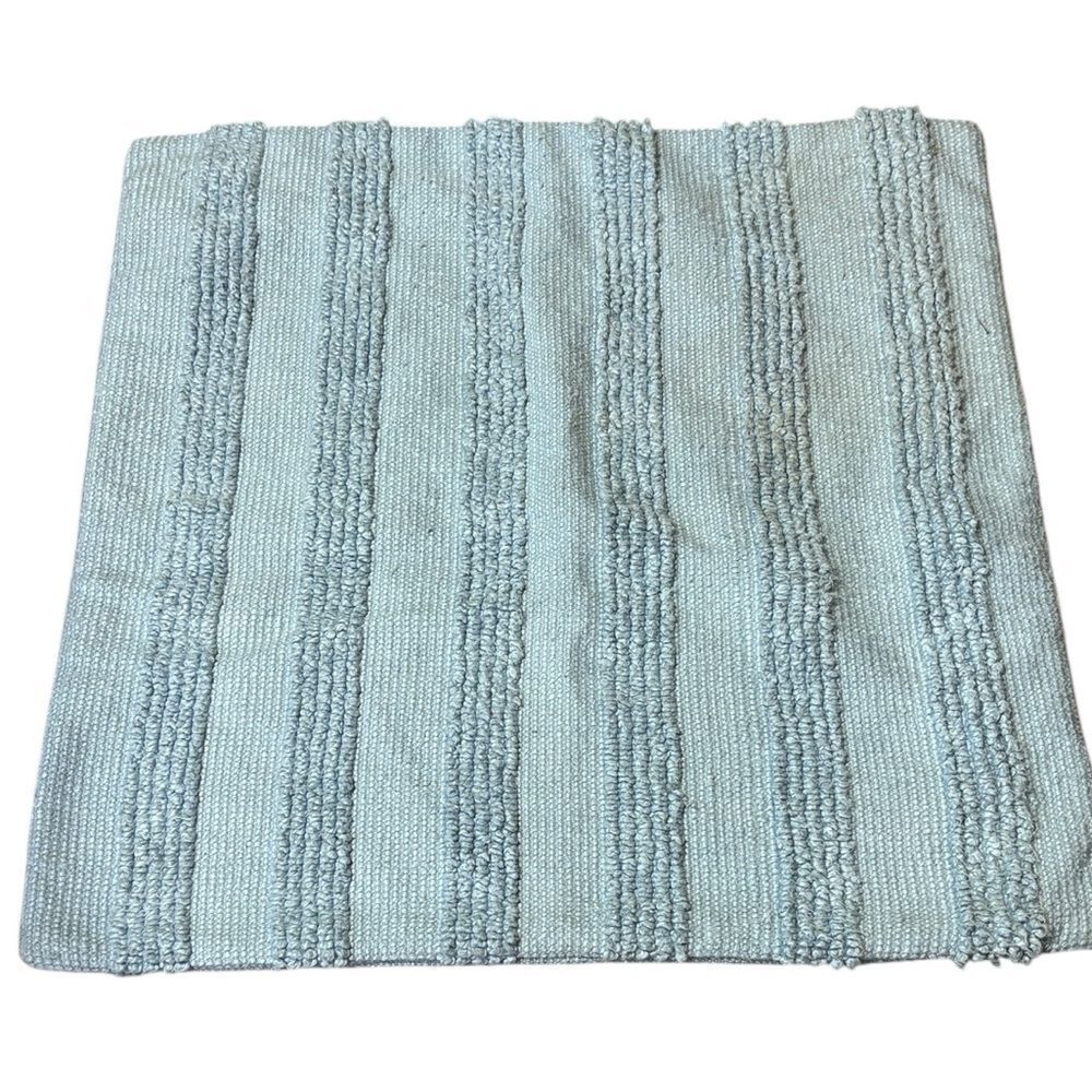 Pottery barn decorative pillow sham blue boucle textured 22x22 cotton